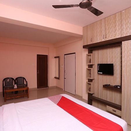 Hotel O Greenland Inn Bhubaneswar Exterior photo