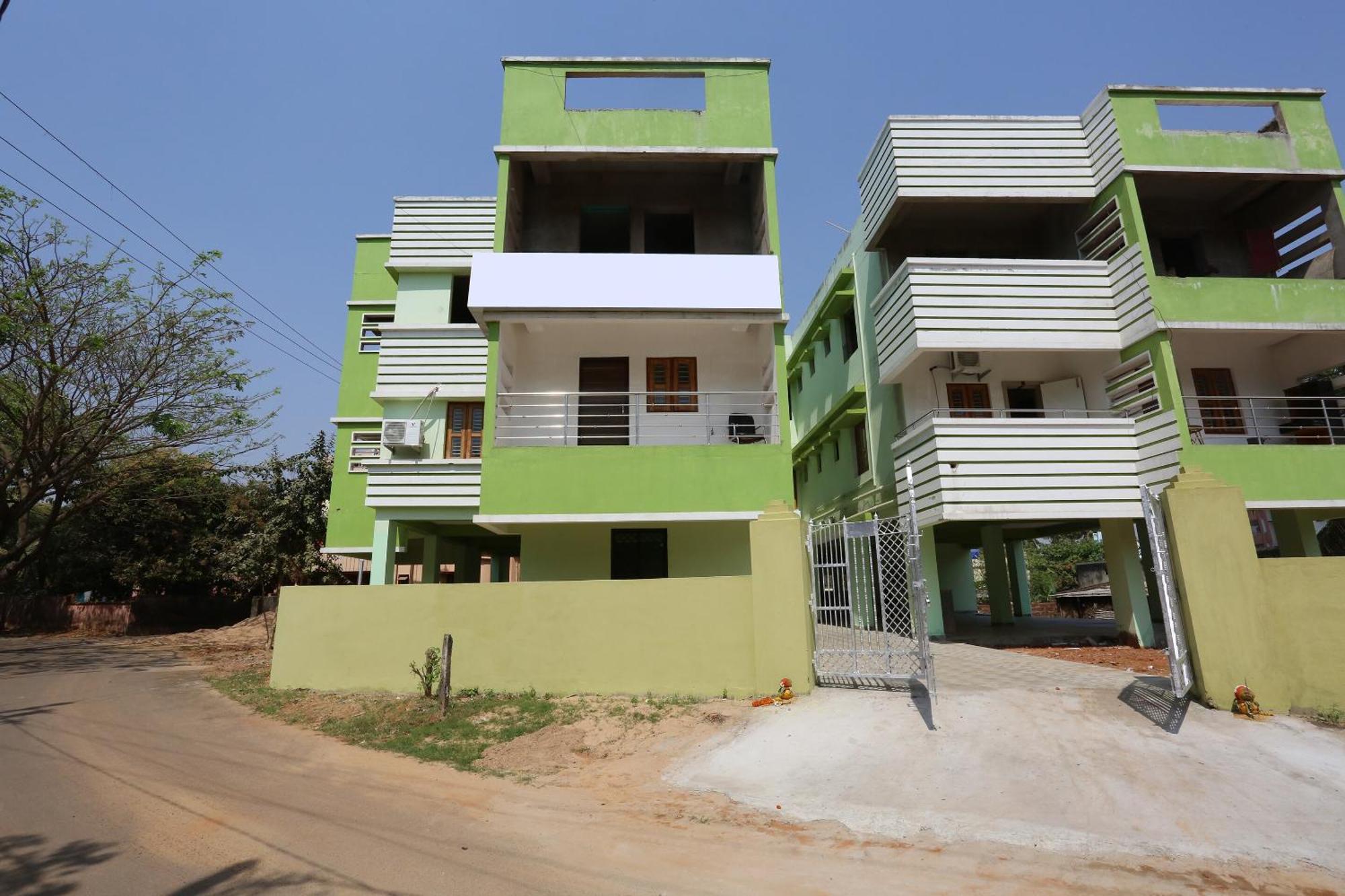 Hotel O Greenland Inn Bhubaneswar Exterior photo